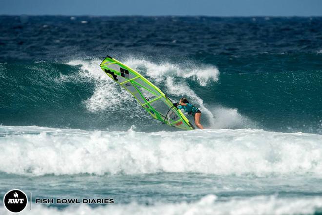 Fiona Wylde - Aloha Classic Youth Title 2013 © Fish Bowl Diaries